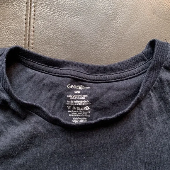 • Dad’s In Control Graphic T • - Picture 7 of 7